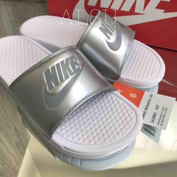 NWT Nike Benassi JDI White Silver W AUTHENTIC - Picture 4 of 8